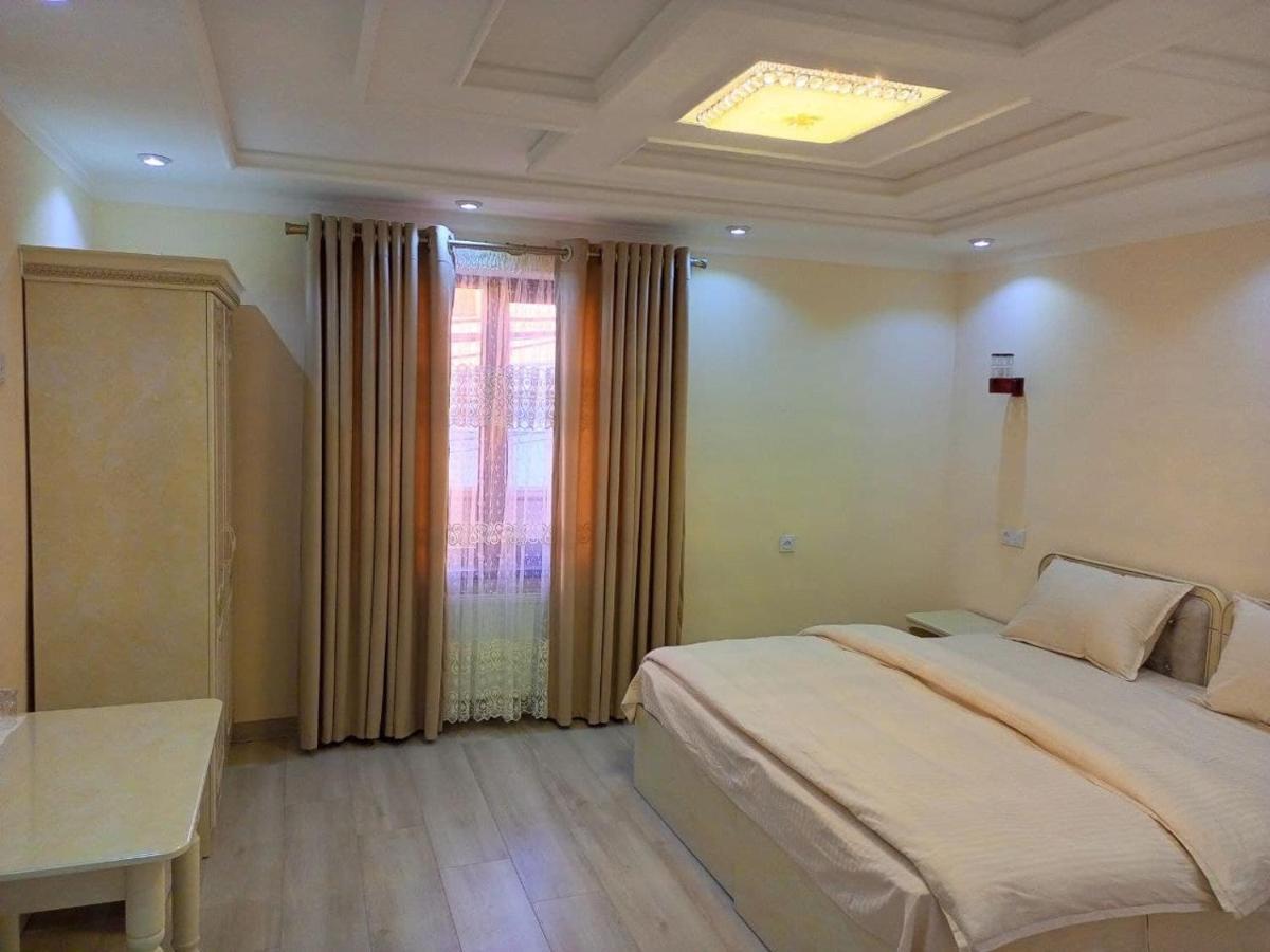 Dari Zanjir Hotell Samarkand Exteriör bild