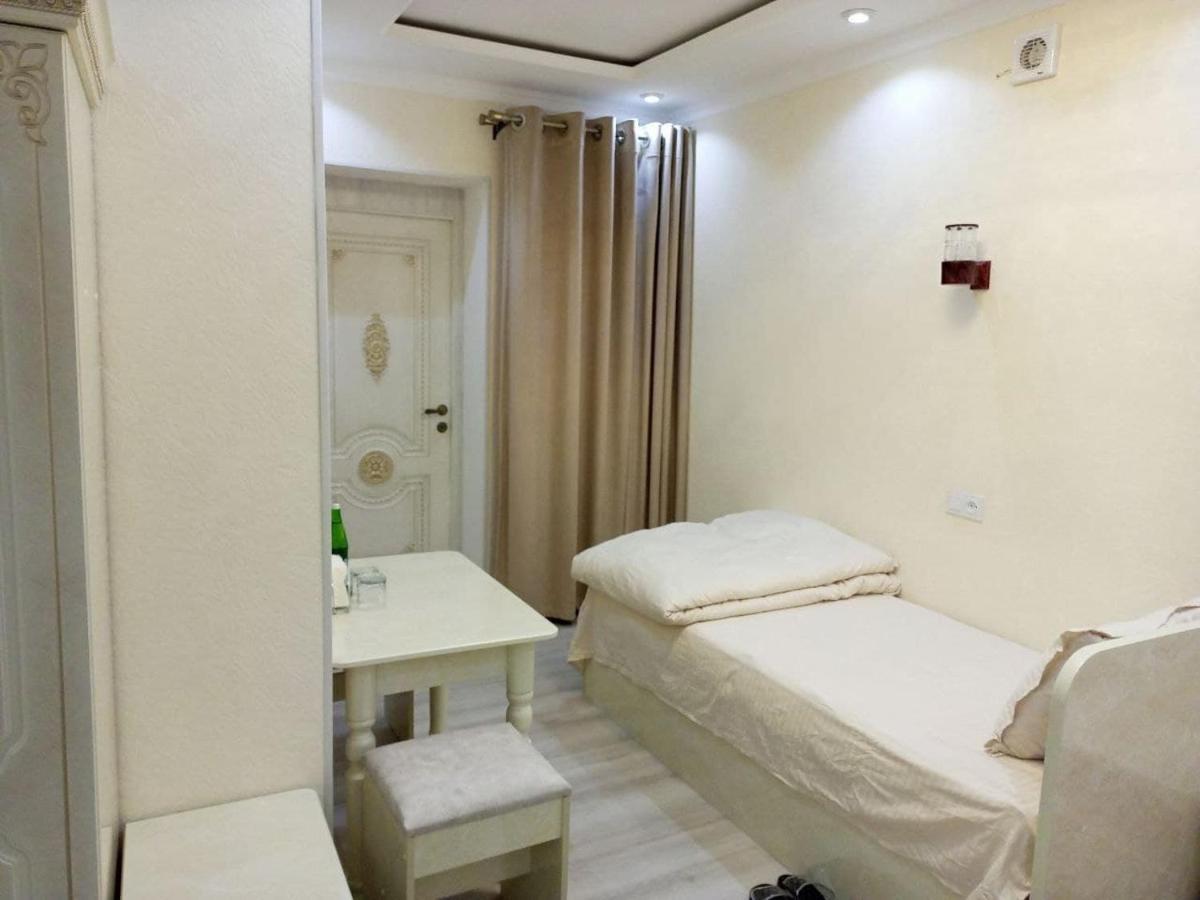 Dari Zanjir Hotell Samarkand Exteriör bild