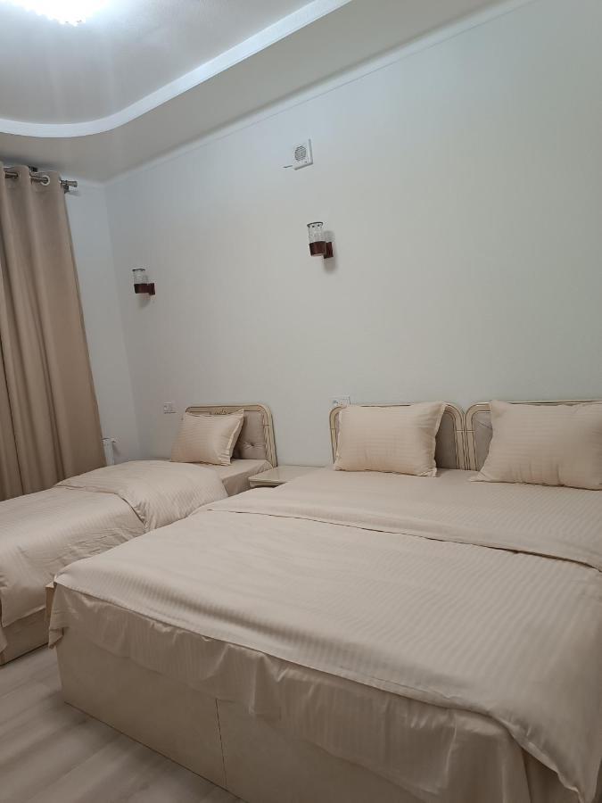 Dari Zanjir Hotell Samarkand Exteriör bild
