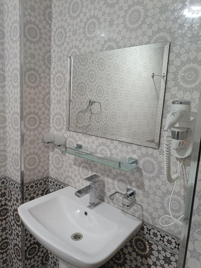 Dari Zanjir Hotell Samarkand Exteriör bild