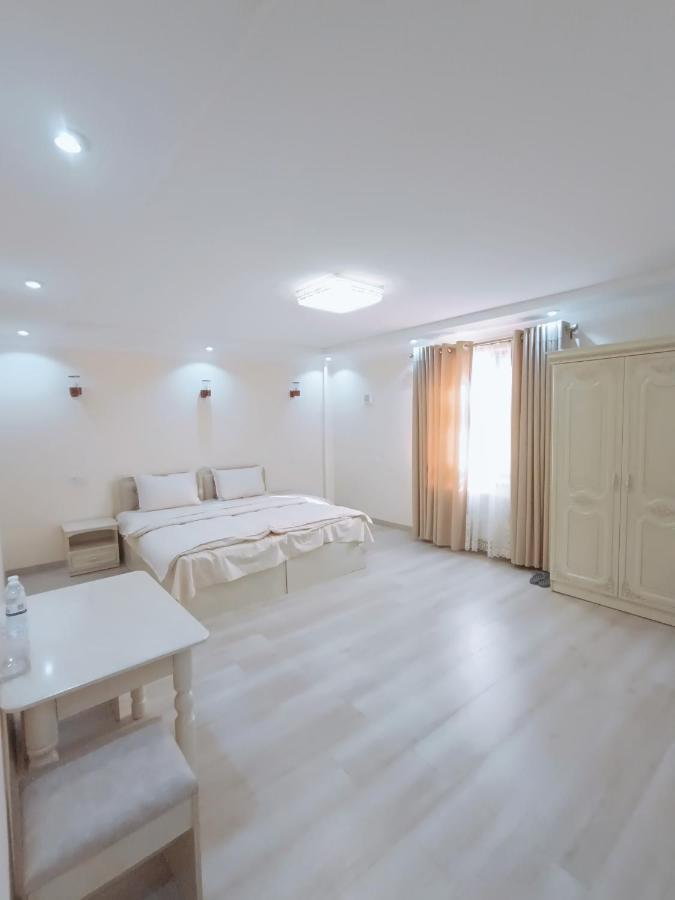 Dari Zanjir Hotell Samarkand Exteriör bild