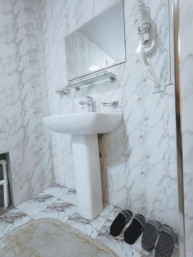 Dari Zanjir Hotell Samarkand Exteriör bild